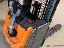 Still EXV14I Initalhub Triplex