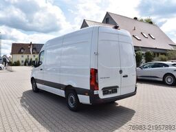 MERCEDES-BENZ Sprinter 317 CDI 9 G-Tronic Hochraumkast. Abstan