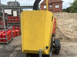 Dücker HM 160 Wood Chipper