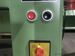 MOLT AF 700