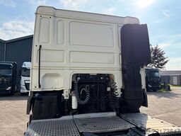 DAF XF 410 4X2 MANUAL GEARBOX / LOW-ROOF