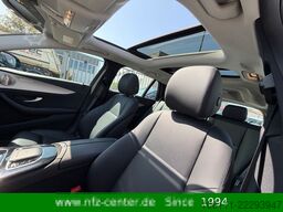 MERCEDES-BENZ E 300 de 4Matic T-Modell Burmester Pano Head-UP