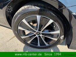 MERCEDES-BENZ E 300 de 4Matic T-Modell Burmester Pano Head-UP