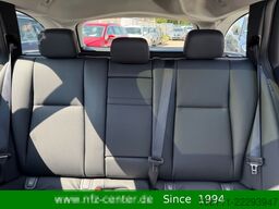 MERCEDES-BENZ E 300 de 4Matic T-Modell Burmester Pano Head-UP