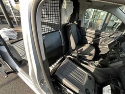 VOLKSWAGEN Caddy 1.6 TDI Klima Navi 8Räder Trennwand klappb