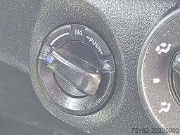 TOYOTA HI-LUX 2.4 4x4 Airco NAP Pickup