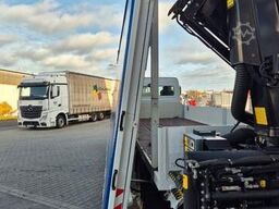 Mercedes-Benz Atego 1324 L Glaswand Heckkran PK10002 SH Funk