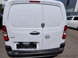 OPEL Combo E Cargo Basis # erst 7 tkm # Würth Regale