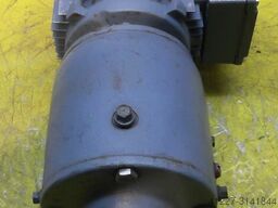 SEW-EURODRIVE R40DT71C4