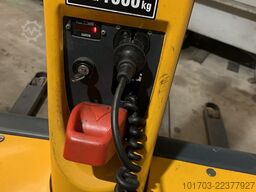 Jungheinrich EMC B10