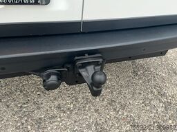 VW Crafter 35 Kasten 4x4 L2H1 - Navi