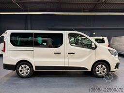 RENAULT Trafic Style Life 8 Sitze Klima Tempomat LED