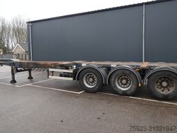 D-tec Extendable container transport trailer