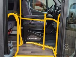 MERCEDES-BENZ Sprinter 517 Heckniederflur Vorlauffahrzeug