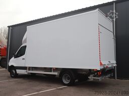 Mercedes-Benz SPRINTER 515CDI CLOSED BOX EURO6e