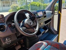 MERCEDES-BENZ 517 Sprinter GSR Automatik 22 SS Stock