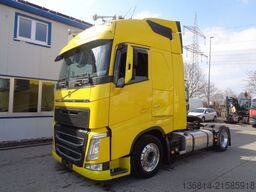 VOLVO FH460 verstellbare Sattelkupplung 2x Tank