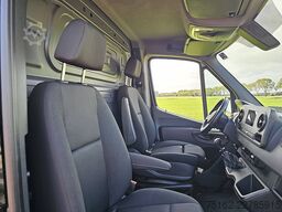 MERCEDES-BENZ SPRINTER 317 L2H2 RWD Mbux AC