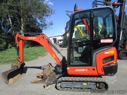 Kubota KX 016-4 mit hydraul. Schnellwechsler + 3 Löffel