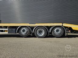 Iveco AD320S42 8x2 / WINCH / RETARDER