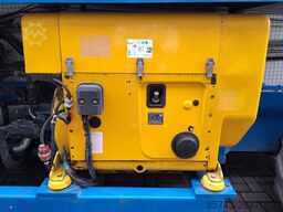 Holland Lift Megastar G320DL30 4WDS/N Diesel, 4x4x4 Drive, 34m