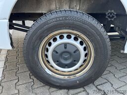 Mercedes-Benz Sprinter 319 1.9 CDI / L4 H2 / RWD / Navi / APK...