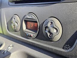 RENAULT MASTER 2.3 Bakwagen Laadklep!