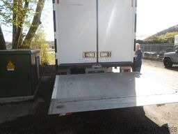 SCHÜTZ+LICHT Prüftechnik SCHÜTZ+LICHT Prüftechnik SCHÜTZ+LICHT Prüftechnik