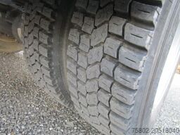 MERCEDES-BENZ Atego 822K*Kipper+Ladekran+2xAHK+Modell.2014*