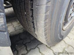 IVECO 460 Hi Way, Retarder, Reifendruckkontrolle