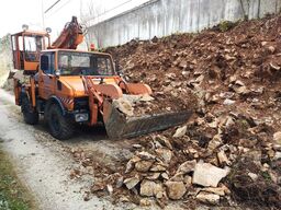 Mercedes-Benz Unimog U424/U1000