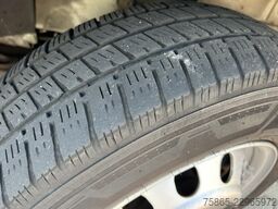 Ford Transit 2.0 TDCI Trend RWD / Box / Loadlift / F...