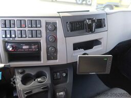 Volvo FL 250 FL 250 Bakwagen + Klep 2.000 kg Euro 6