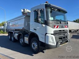 VOLVO FMX 500 8X4 Hinterkipper SchmitzCargobull 16,2m3