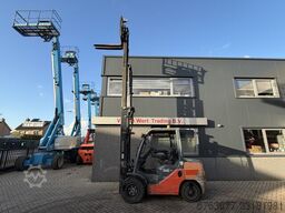 TOYOTA 52-8FDJF35 Triplo 550 Freelift / Vorkversteller Di
