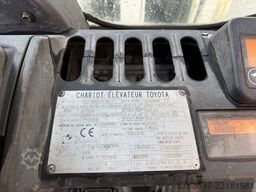 TOYOTA 52-8FDJF35 Triplo 550 Freelift / Vorkversteller Di