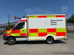 MERCEDES-BENZ Sprinter 519 / 4x4 / RTW / WAS / Trage