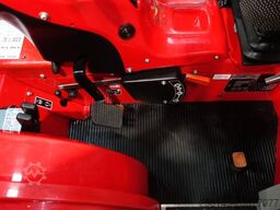 CARRARO TTR 4400 Traktor 4x4 Inkl. Mähwerk/Winterdienst