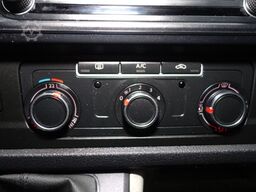 VOLKSWAGEN T6  4x4 L1H1 Standheizung Sortimo AHK Klima Navi