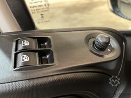 Iveco Daily 35S16 2.3 375 DC 7 pers. Open Laadbak / E...