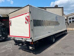 MAN 10.220 Koffer 8,3m * LBW * Klimaautomatik