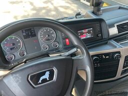 MAN 10.220 Koffer 8,3m * LBW * Klimaautomatik