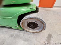 JLG TOUCAN 10E