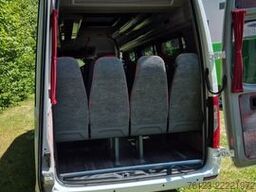 MERCEDES-BENZ 517 Sprinter GSR 3 Automatik 22 SS mehrfach