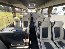 Mercedes-Benz Tourismo 15 RHD