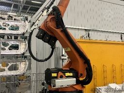 KUKA KR240L180-2