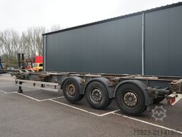 Renders 3 AXLE CONTAINER TRANSPORT TRAILER