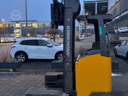 Jungheinrich ETV-Q 25 neue Batterie