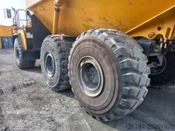 Komatsu HM400-3R (4 pcs available in Abu Dhabi)