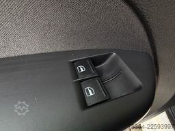 VW Caddy Maxi 1.6 Tdi 5 Sitze Rollstuhlrampe Klima